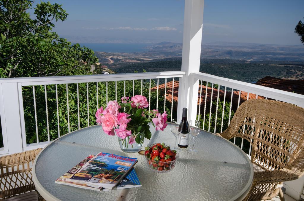 Ha'Seuda Ha'Achrona Suites Amirim Εξωτερικό φωτογραφία